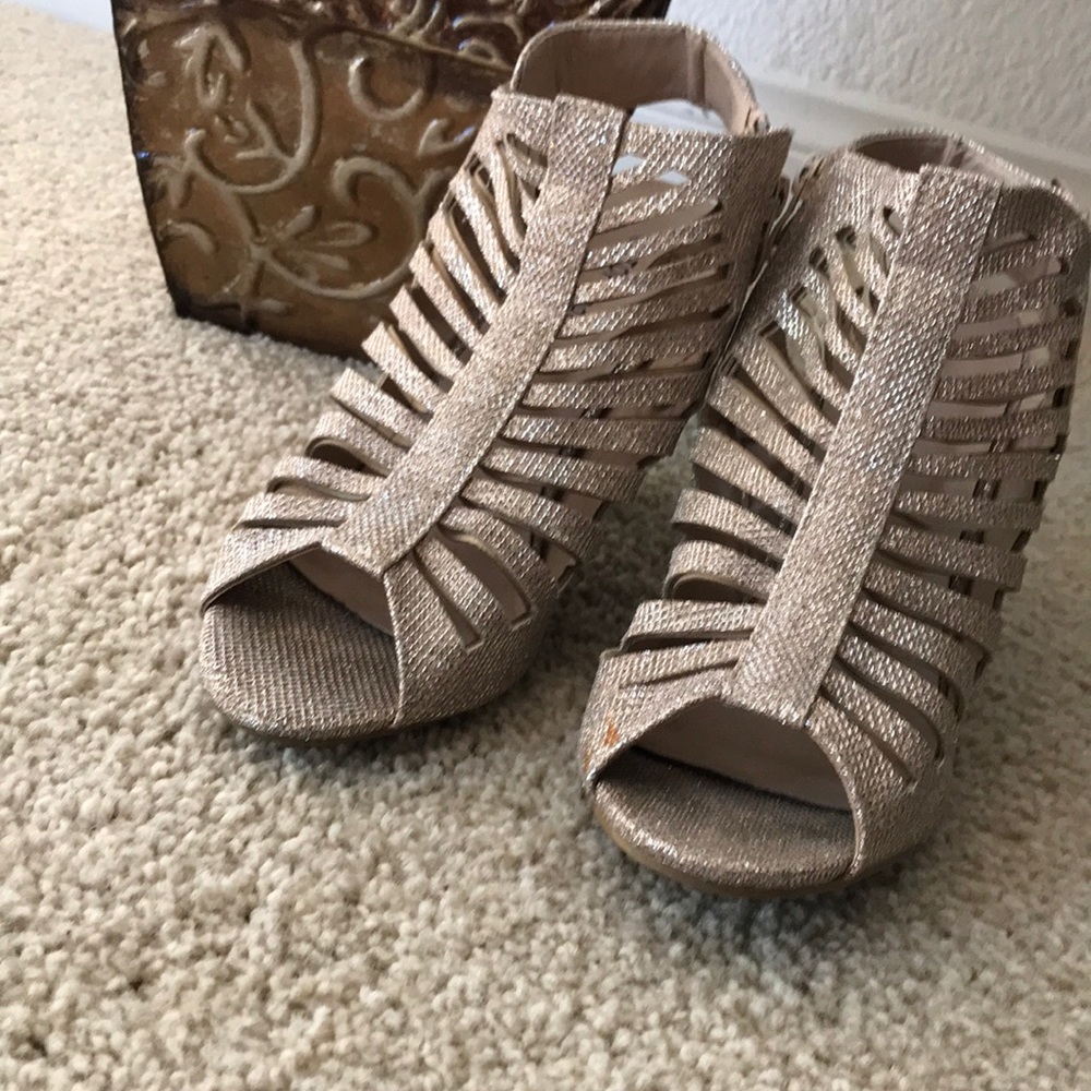 Top Moda brand. 8.5 size. Sandals